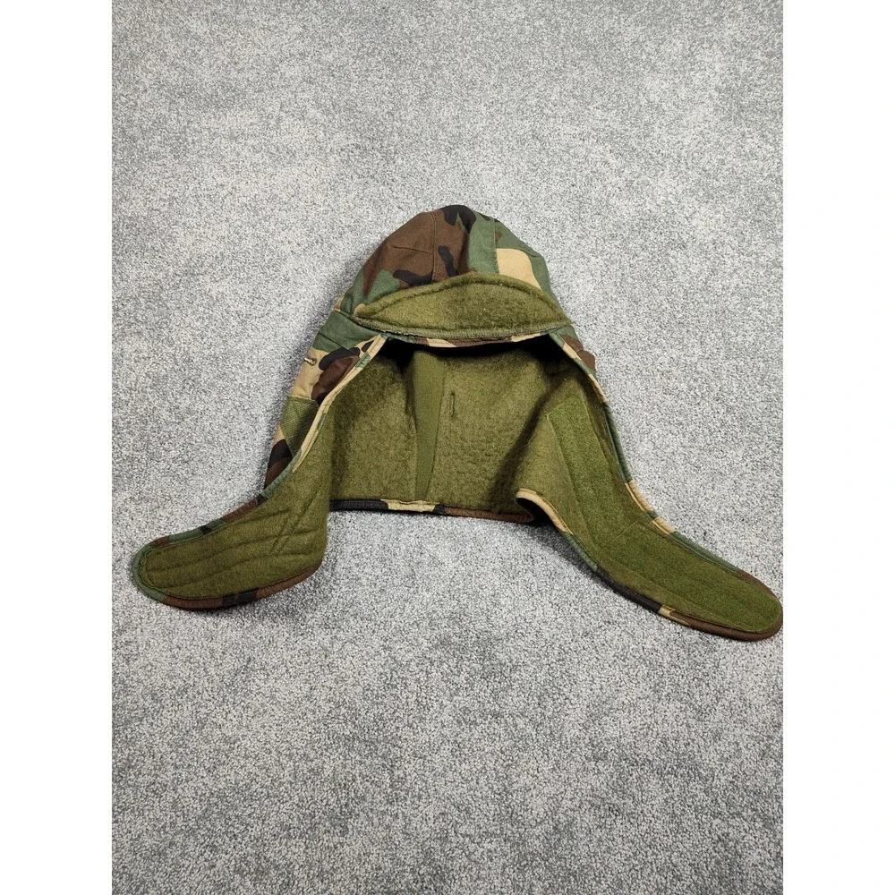 US Military Cold Weather Insulating Helmet Liner Woodland Camo Cap Size Large